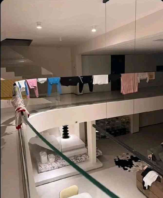 Mansion wey I struggle build,this girl dey use am dry clothes | MirrorLog